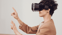 AR和VR头戴式助视器两种技术有什么不同？