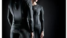 现可通过VR社交平台Somnium Space竞标VR体感套装Teslasuit