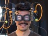 Facebook Reality Labs展示“反向透视”VR头显原型 支持佩戴者与其他人进行眼神交流
