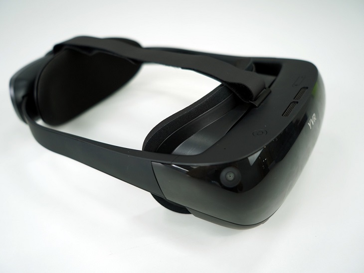 YVR 2评测：超清晰、定位精准的高品质VR一体机